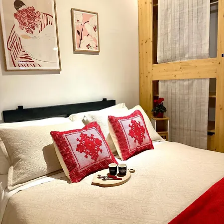 Apartment Natural Red Passion In Downtown Perugia