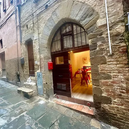 Apartment Natural Red Passion In Downtown Perugia
