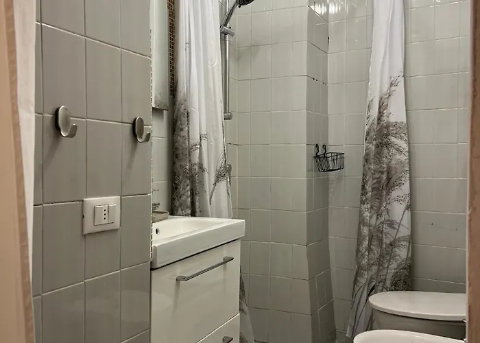 Natural Red Passion In Downtown *