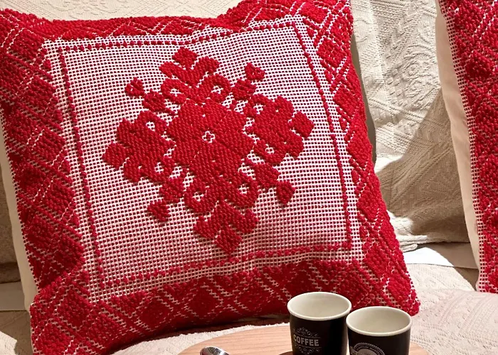 Natural Red Passion In Downtown 公寓