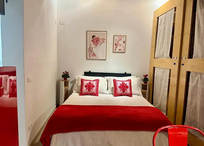 Natural Red Passion In Downtown 公寓 *